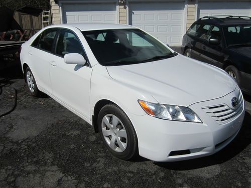 2007 toyota camry le sedan 4-door 2.4l