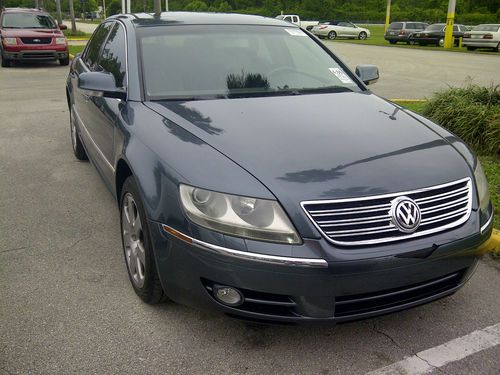 2004 volkswagen phaeton v8 sedan 4-door 4.2l