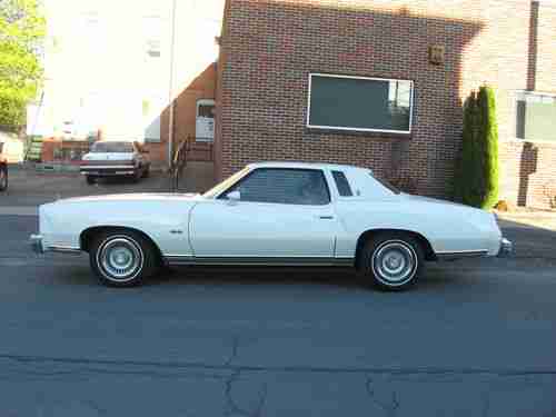 1977 CHEVROLET MONTE CARLO LANDAU 1-OWNER 100% ORIGINAL SURVIVOR LOW MILES NEW!!, image 2