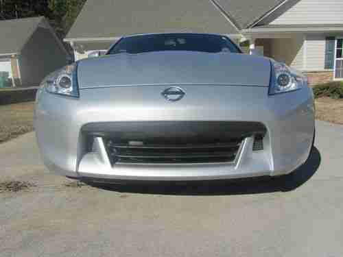 2009 Nissan 370Z Base Coupe 2-Door 3.7L, image 3