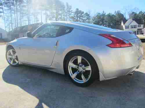 2009 Nissan 370Z Base Coupe 2-Door 3.7L, image 6