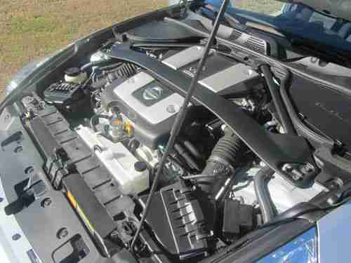 2009 Nissan 370Z Base Coupe 2-Door 3.7L, image 9