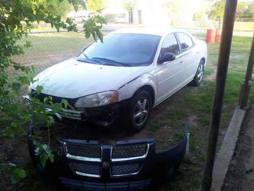 2005 dodge stratus sxt sedan 4-door 2.4l