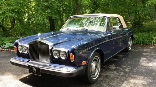 Rolls royce corniche convertible