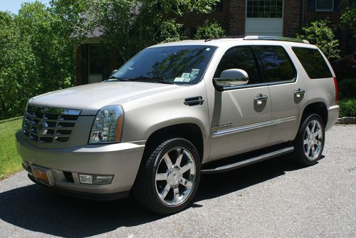 Cadillac escalade