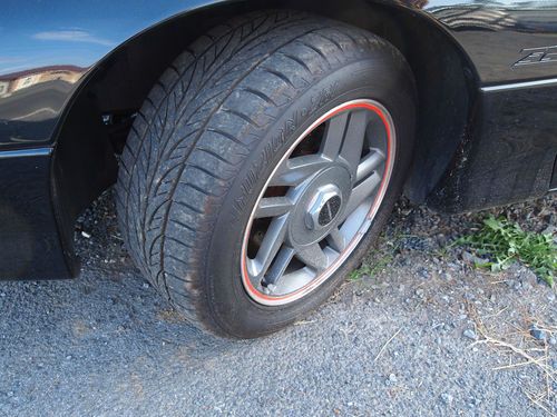 1993 Chevrolet Camaro Z28 Coupe 2-Door 5.7L, image 9
