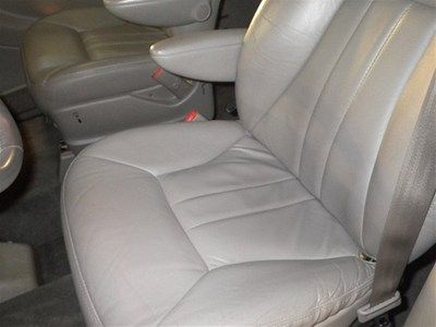 handicap power ramp wheelchair tie downs front and rear ac no accident, image 16