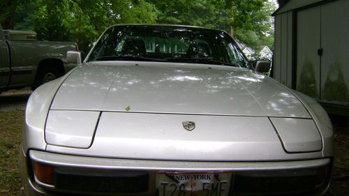 1988 porsche 944 2-door coupe 2.5l 5-speed