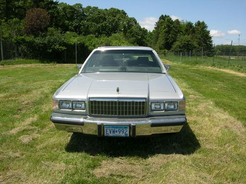 1988 mercury grand marquis 6004 miles like new no rust