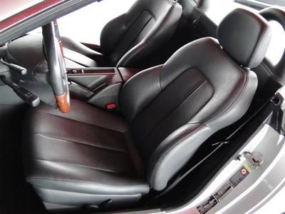 WE FINANCE '03 Mercedes Benz SLK 320