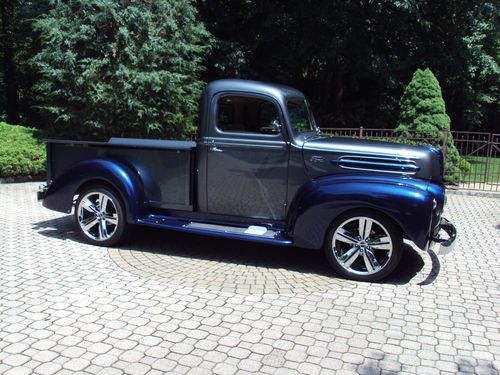 Unbelievable!!!! 1947 ford f-100 restomod!! new chassis, drivetrain! perfect!!