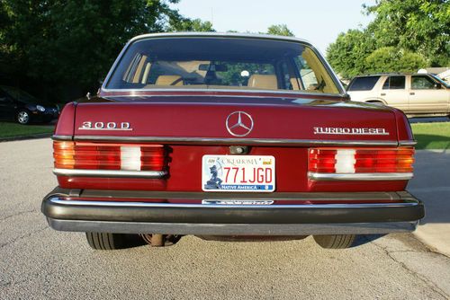 Mercedes 300D  1985, image 2