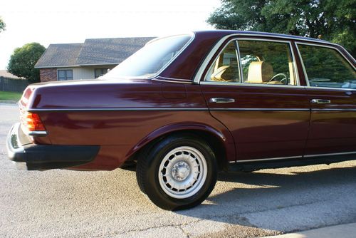 Mercedes 300D  1985, image 3