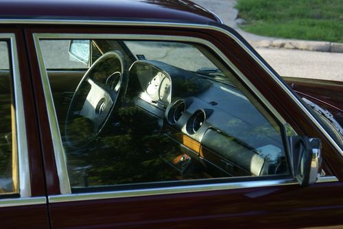Mercedes 300D  1985, image 6