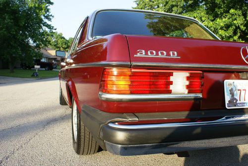 Mercedes 300D  1985, image 10