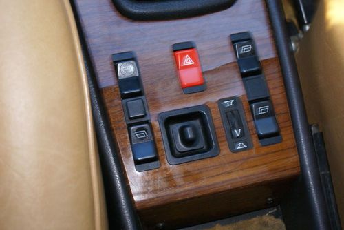 Mercedes 300D  1985, image 17