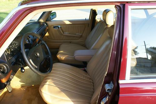 Mercedes 300D  1985, image 19