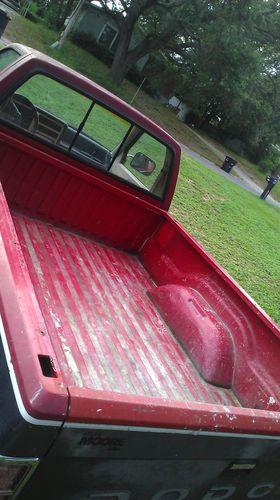 1988 Dodge Dakota v6 Pickup 2-Door 3.9L, image 5