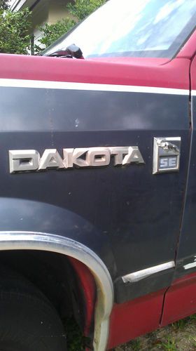 1988 Dodge Dakota v6 Pickup 2-Door 3.9L, image 13