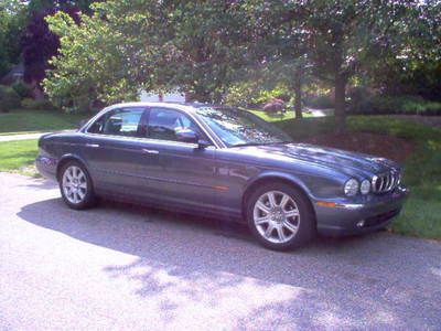 04 jaguar xj8 1 owner excellent condition loaded!