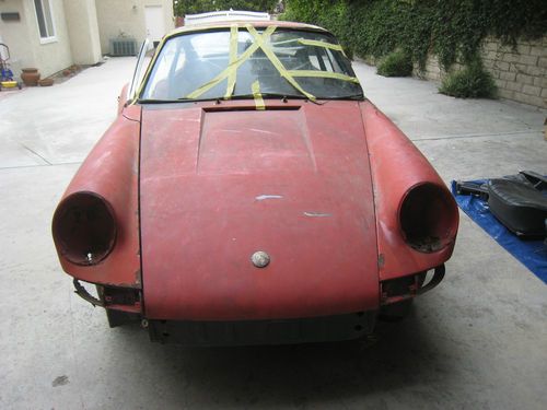 1970  porsche 911 sunroof coupe