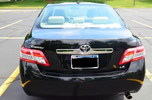 2011 Toyota Camry LE Sedan 4-Door 2.5L, image 2
