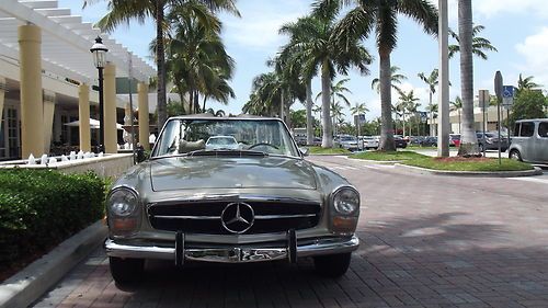 1969 mercedes sl pagoda. excellent condition. two tops. new paint, new carpets.