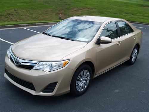 2012 toyota camry se sedan 4-door 2.5l