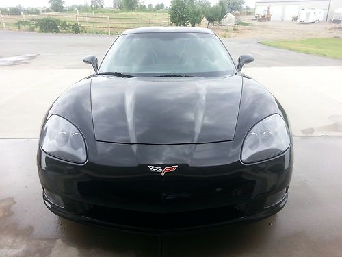 2009 chevrolet corvette base coupe 2-door 6.2l