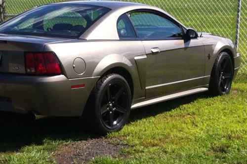 2002 ford mustang gt premium coupe 2-door 4.6l