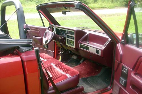 1989 dodge dakota sport standard cab pickup 2-door 3.9l. convertible