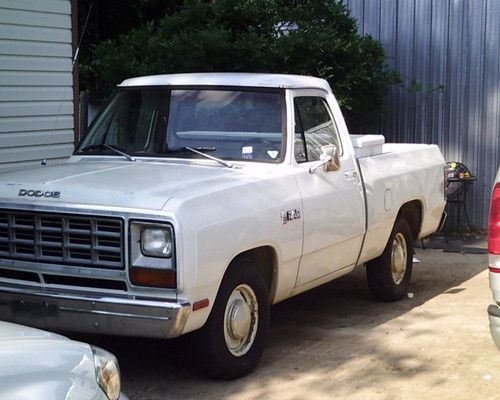 Dodge d-150          42937 original miles