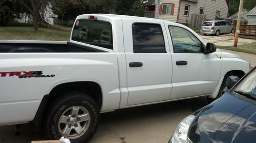 2006 dodge dakota slt crew cab pickup 4-door 4.7l with warranty!!!