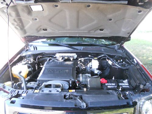 2010 Ford Escape XLT 3.0L*NO RESERVE*LEATHER*SUNROOF*SYNC*4WD*FLEX-FUEL*REBUILT, image 22