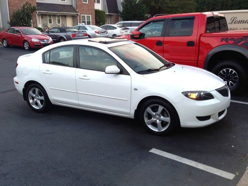 2004 mazda3, low miles, manual, sunroof, clean car