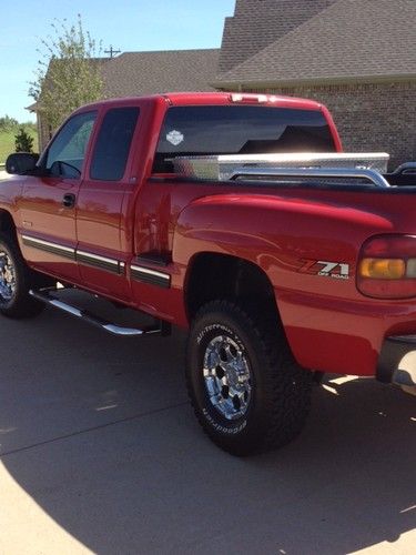 Immaculate z-71 with custom interior. super nice truck!