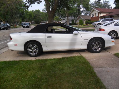 1995 chevrolet camaro z28 convertible 2-door 5.7l