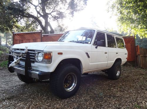 1983 white toyota landcruiser fj60 4x4 offroad