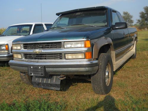 1997 chevrolet k2500 base extended cab pickup 2-door 7.4l