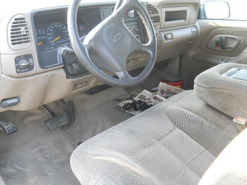 1997 Chevrolet K2500 Base Extended Cab Pickup 2-Door 7.4L, image 11