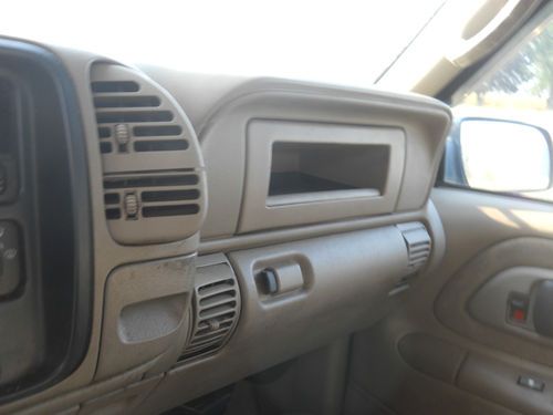 1997 Chevrolet K2500 Base Extended Cab Pickup 2-Door 7.4L, image 13