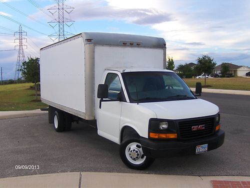 2004 gmc savana 3500 base cutaway van 2-door 6.0l