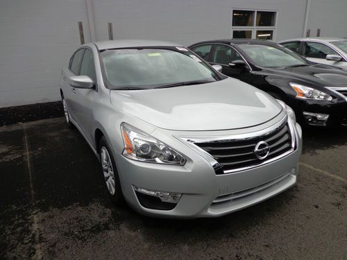 2013 nissan altima s sedan 4 door 2.5l dramatic discount!!