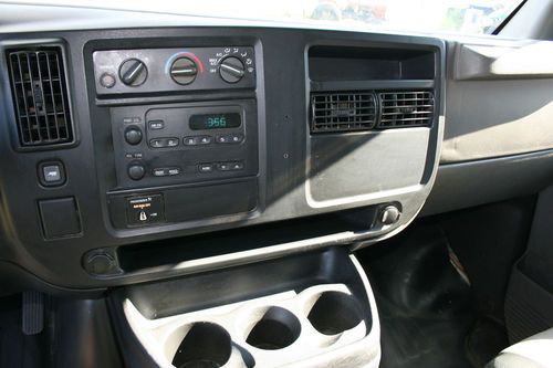 2003 GMC Savana Pro 3500 Cargo Van 7-Door 6.0L V8 Vortec 1 Ton Work Truck < Nice, US $5,000.00, image 22