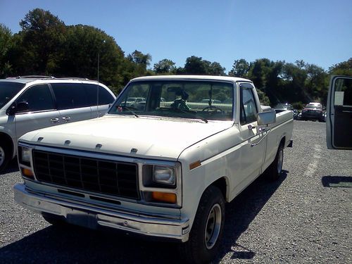 1981 ford f-150 custom extended cab pickup 2-door 4.9l