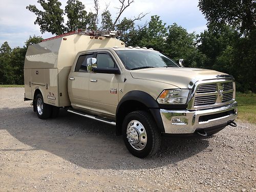 Working mans dream truck!! loaded in excellent condition service truck