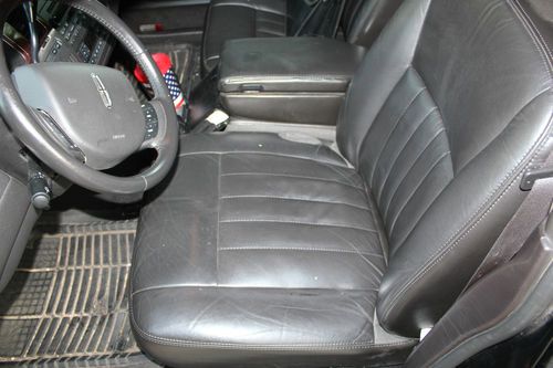 2010 Lincoln Town Car SEDAN Black Executive L Series Car Excellent Condition, image 7