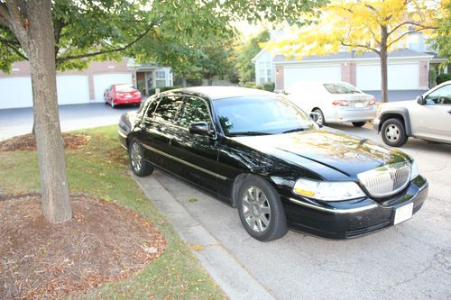 2010 Lincoln Town Car SEDAN Black Executive L Series Car Excellent Condition, image 18