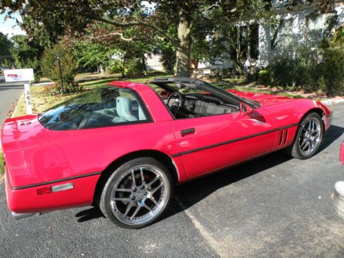 1989 chevrolet corvette base hatchback 2-door 5.7l