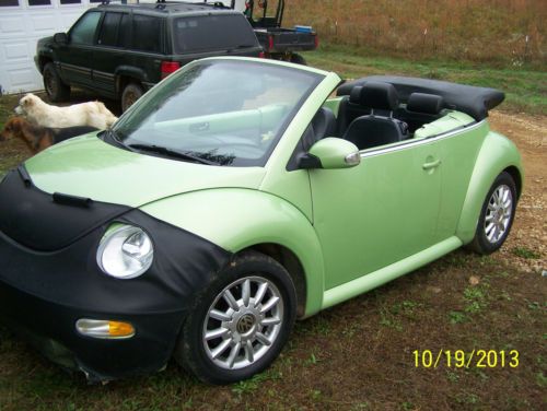 2004 volkswagen new beetle convertible vw **  156,000 two owner miles!! **